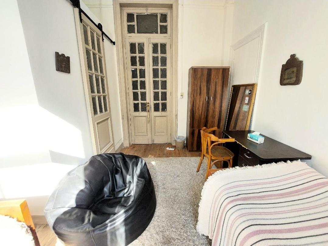 Arab Hostel, Welcoming All Solo And Groups Travellers But, Unmarried Couples Not Allowed Alessandria Esterno foto