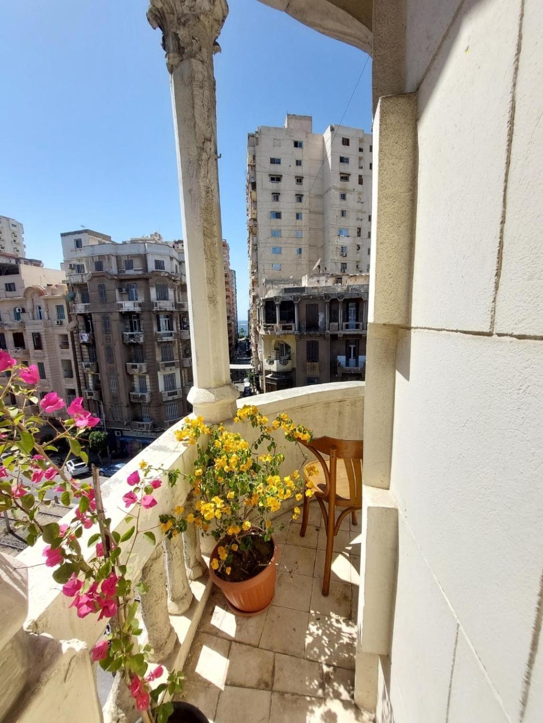 Arab Hostel, Welcoming All Solo And Groups Travellers But, Unmarried Couples Not Allowed Alessandria Esterno foto